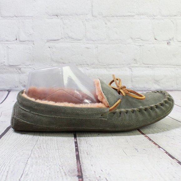 L.L. Bean Other - LL Bean Green Suede Wicked Good Shearling Lined Moccasin Slippers Size 6